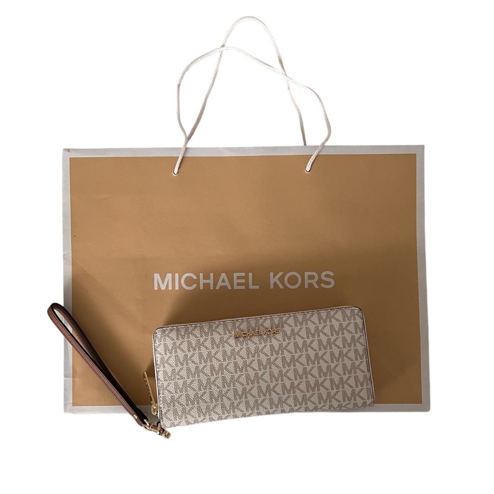 Michael Kors Large Logo Continental Wallet in Vanilla